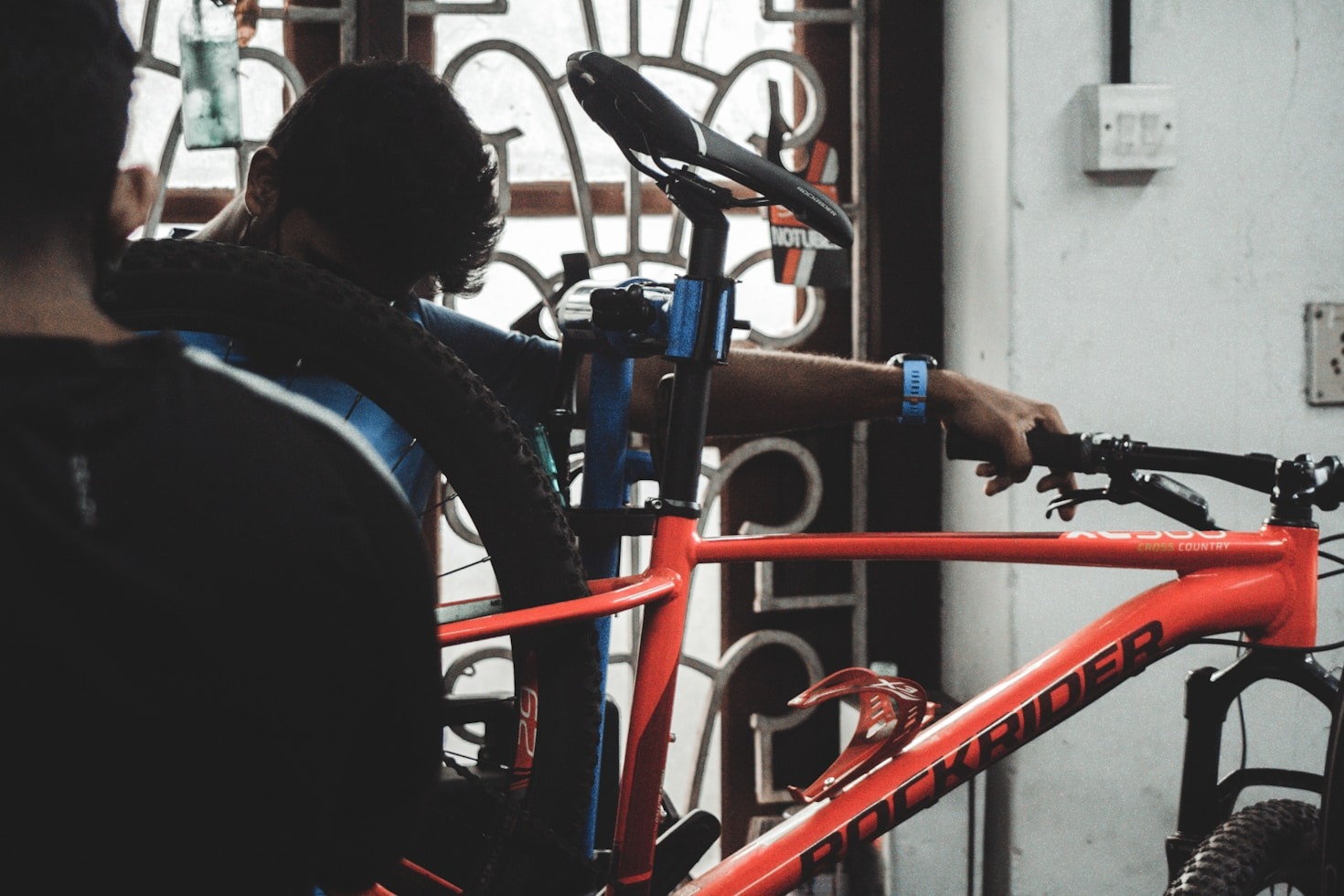Techniki jazdy MTB dla początkujących rowerzystów